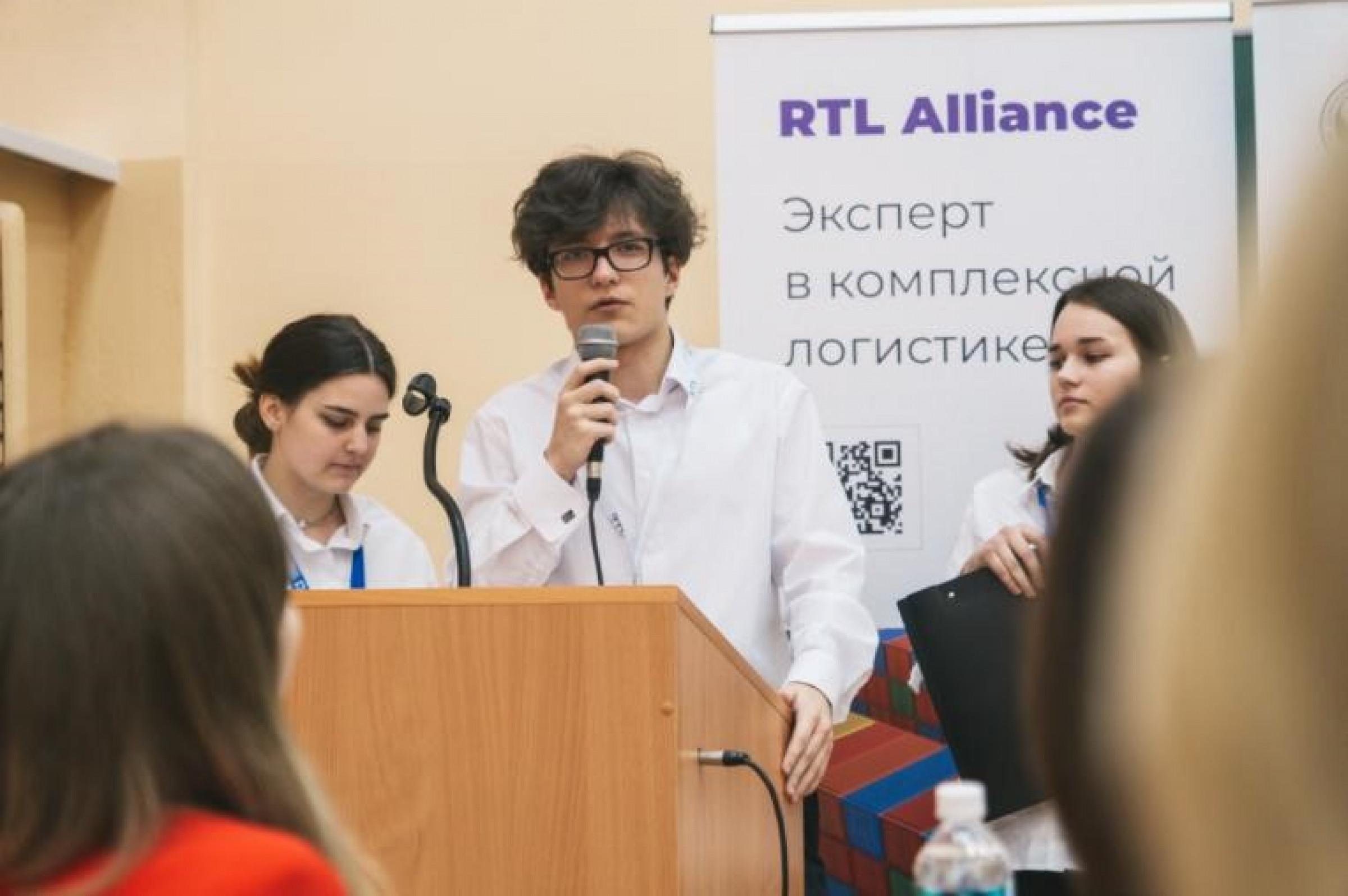 Участники, победители и жюри конкурса