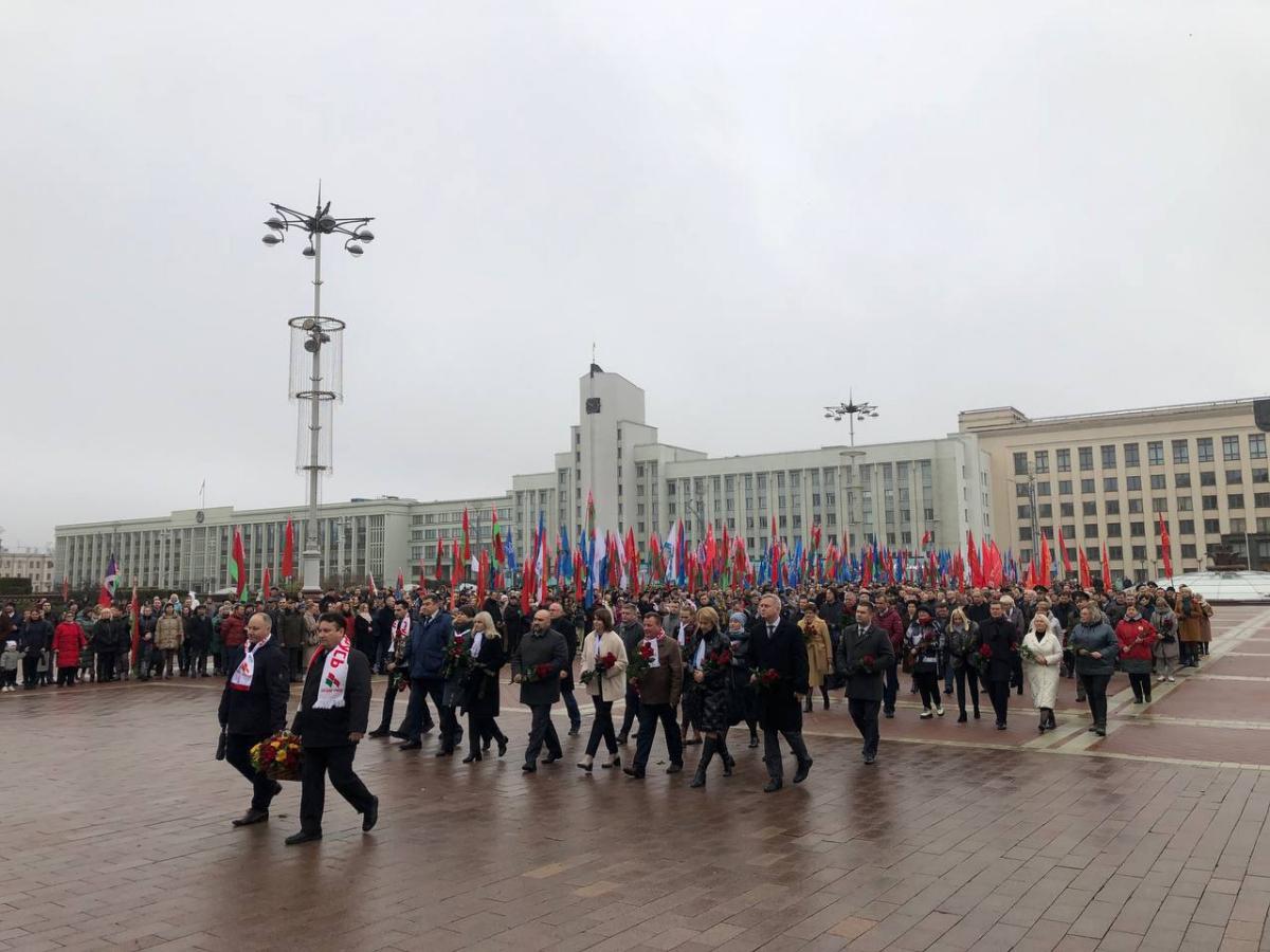 День Октябрьской революции – праздник ноября – Белорусский национальный  технический университет (БНТУ/BNTU)