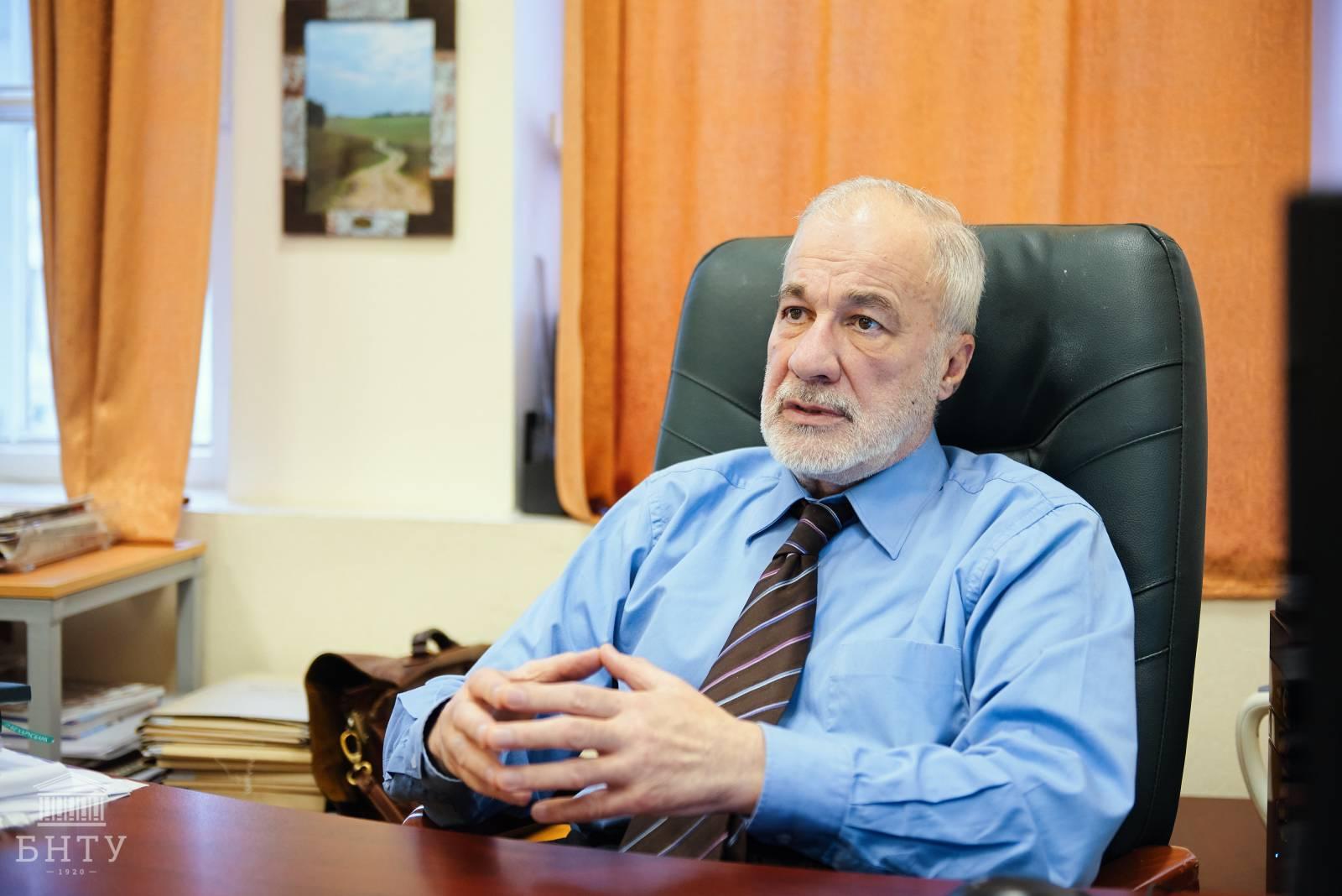 Армен Сергеевич Сардаров, декан АФ БНТУ