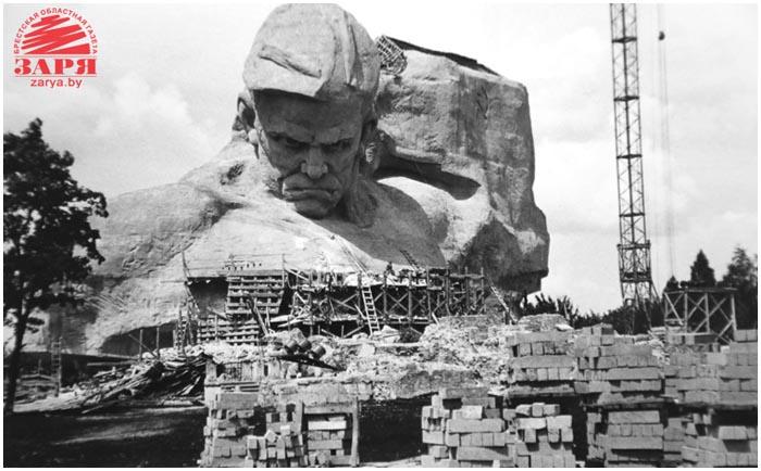 Брестский мемориал на этапе&nbsp;строительства