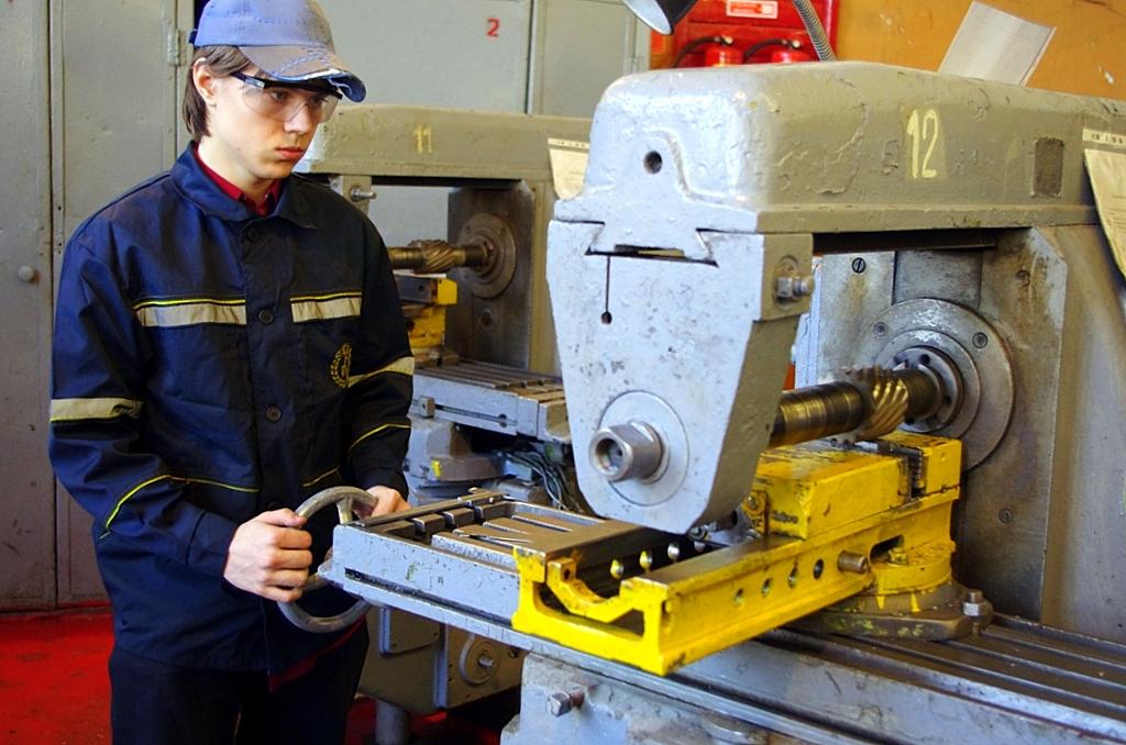 работа фрезеровщиком в барнауле. токарь нлмк. фрезеровщик. работа фрезеровщиком в барнауле. строгальщик вакансия владимир.